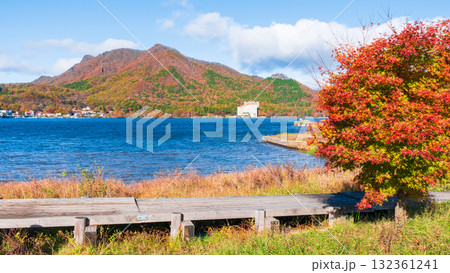 榛名山・榛名湖・掃部ヶ岳（秋） 132361241