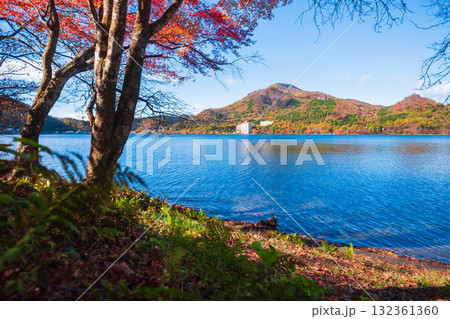 榛名山・榛名湖・掃部ヶ岳(秋) 榛名山・榛名湖・掃部ヶ岳(秋) 132361360