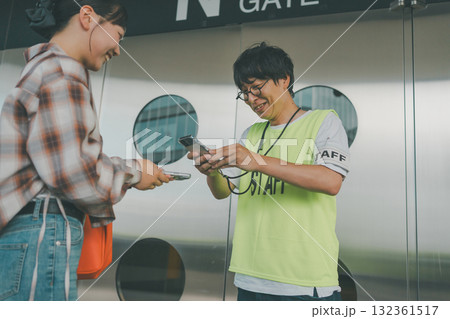 supporting my fave 132361517