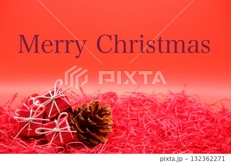 クリスマスのイメージ（赤） 132362271