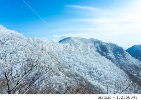 雪化粧の赤城山06 132366045