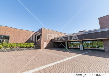 秋田県秋田市　秋田県立博物館 132366336