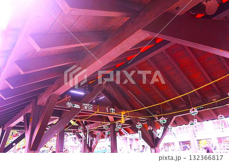 草津温泉　湯路広場 132366817