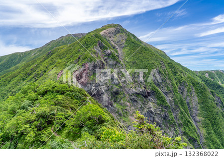 兎岳の登山道から見る前聖岳と聖岳大崩落 南アルプス聖岳と兎岳登山 兎岳の登山道から見る前聖岳と聖岳大崩落 南アルプス聖岳と兎岳登山 132368022