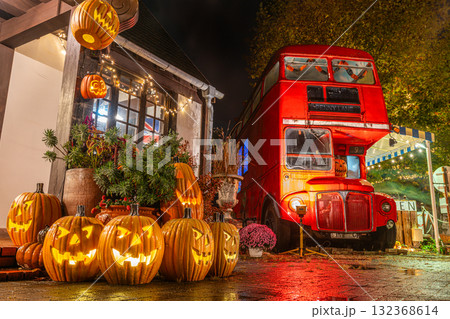 修善寺　虹の郷　ハロウィン　ライトアップ　秋 132368614