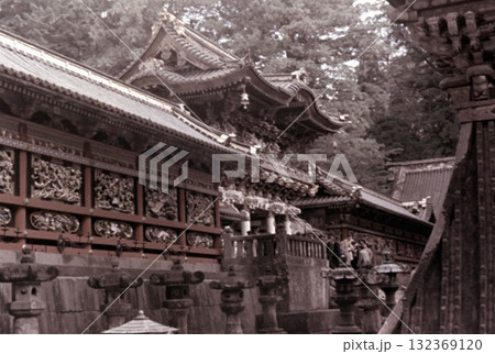 古写真 1956年 日光東照宮の陽明門 古写真 1956年 日光東照宮の陽明門 132369120