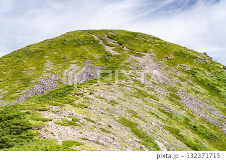 百間洞下降点から見る中盛丸山　南アルプス聖岳と兎岳登山 132371715
