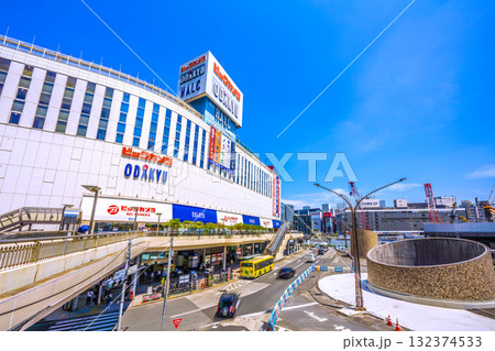 日本の東京都市景観 新宿西口ロータリー入口や新宿駅前、新宿駅西口再開発などを望む…新時代へ 日本の東京都市景観 新宿西口ロータリー入口や新宿駅前、新宿駅西口再開発などを望む…新時代へ 132374533