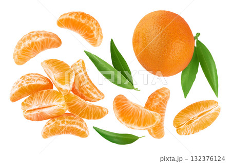Tangerine or clementine slices isolated on white background with full depth of field. Top view. Flat lay. 132376124