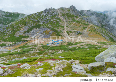 木曽駒ケ岳から中岳方面の眺め | 長野県駒ヶ根市【9月】 132376388