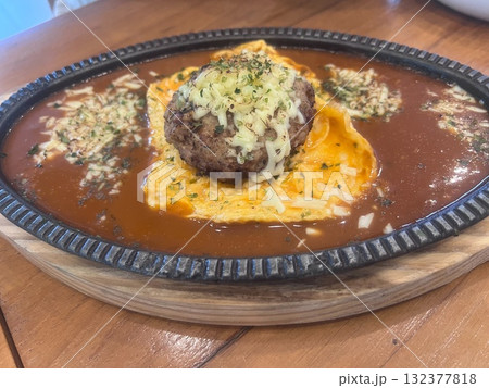 ハンバーグ ハンバーグステーキ 日本食 132377818