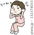 不眠症で眠れないストレスの溜まった女性 132378033