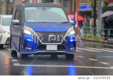 国産ミニバン 132378529