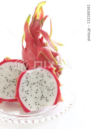 カットしたドラゴンフルーツ 132380161