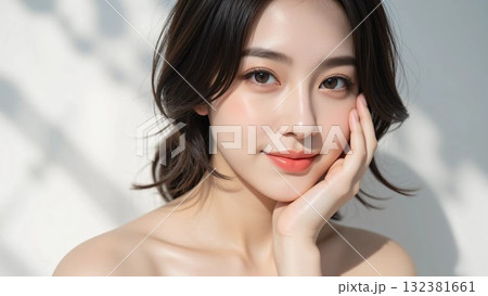 綺麗な女性のビューティーイメージ 132381661