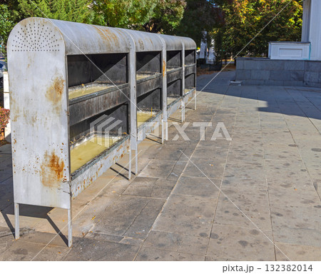 Candles Containers Church 132382014