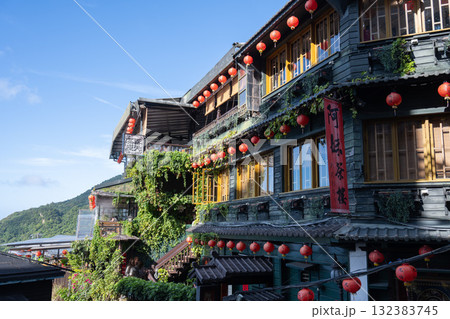 九份の昼の提灯／台湾 132383745