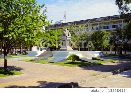 トゥール・スレン虐殺犯罪博物館　プノンペン カンボジア　3 132384134