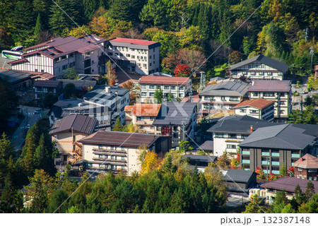 《秋の奥飛騨温泉郷》R158安房峠(旧道)から見下ろす平湯温泉街 《秋の奥飛騨温泉郷》R158安房峠(旧道)から見下ろす平湯温泉街 132387148