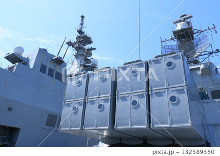 護衛艦搭載のミサイルランチャー　シースパローミサイル　自衛艦　護衛艦の武装 132389380