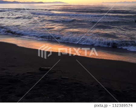 北海道の絶景 石狩浜  132389574