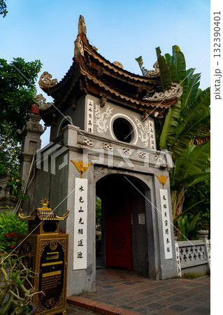 玉山祠の得月楼 ベトナム・ハノイ 玉山祠の得月楼 ベトナム・ハノイ 132390401