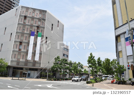 兵庫県 西宮北口駅南西口周辺の街並み 132390557