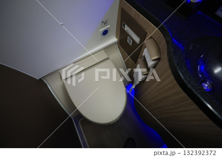 便所 手洗い 手水所 132392372