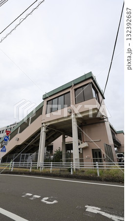 JR八高線の小宮駅南口 132392687