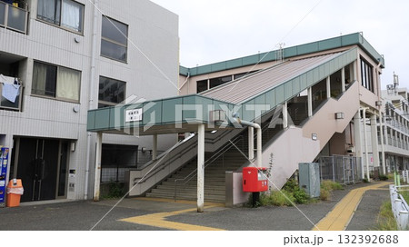 JR八高線の小宮駅南口 JR八高線の小宮駅南口 132392688