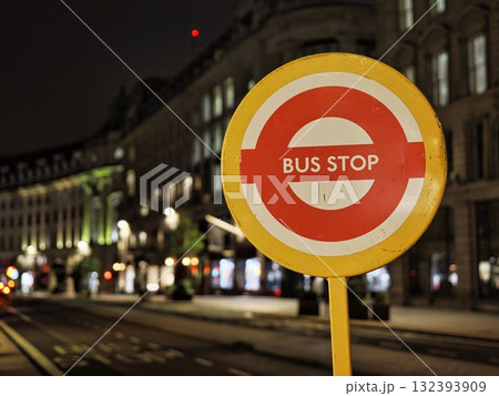 夜明けのロンドン　リージェントストリート 132393909