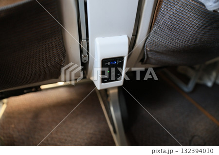 充電中 再充電 飛行機 132394010