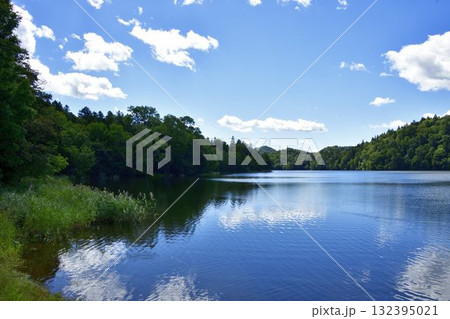 夏のチミケップ湖 夏のチミケップ湖 132395021