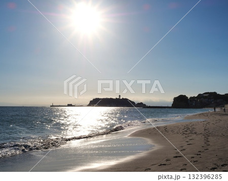 神奈川県 昼下がりの七里ヶ浜 10月 神奈川県 昼下がりの七里ヶ浜 10月 132396285
