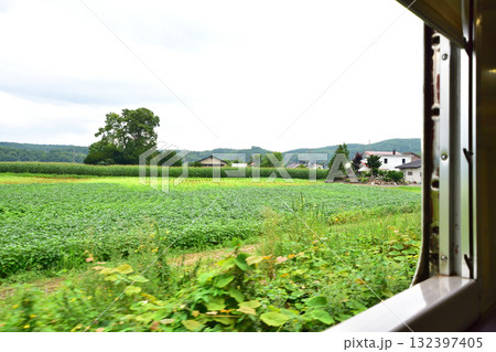 JR北海道石北本線中愛別駅から伊香牛駅間の風景(2023年夏) JR北海道石北本線中愛別駅から伊香牛駅間の風景(2023年夏) 132397405