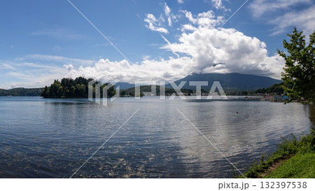 信州　野尻湖の夏　　長野県信濃町　日本 132397538