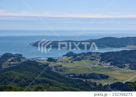 岩手県陸前高田市にある箱根山展望台から見る風景 132398273