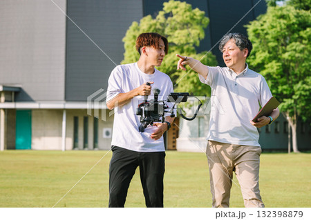 映像クリエイター  ジンバルを使った動画撮影 132398879