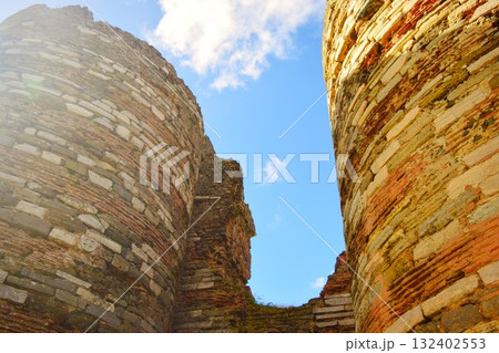 ヨロス城城跡　イスタンブール　トルコ　2 132402553