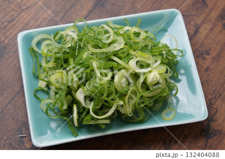 カット葱 料理食材 カット葱 料理食材 132404088