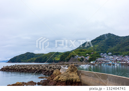 日本の広島県福山市の鞆の浦のとても美しい海の眺望 日本の広島県福山市の鞆の浦のとても美しい海の眺望 132404741