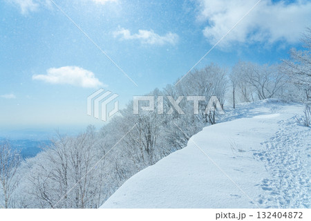 赤城山の雪化粧01 赤城山の雪化粧01 132404872