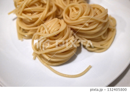 italian spaguetti pasta with nutritional fiber 132405800