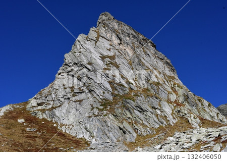 峠の岩峰 132406050