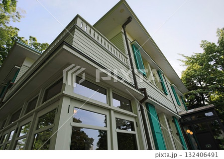1926年に建築され、元町公園内に残るエリスマン邸 132406491