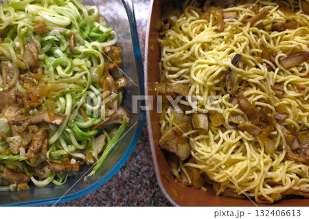 italian spaguetti pasta with nutritional carbohydrates italian spaguetti pasta with nutritional carbohydrates 132406613