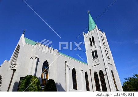 開港後最初のカトリック教会であるカトリック山手教会 132406931