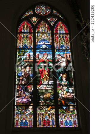 リーガ大聖堂のステンドグラス リーガ大聖堂のステンドグラス 132412206