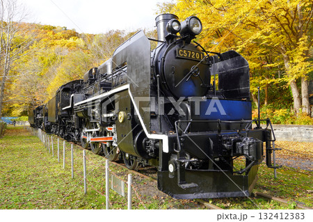 神居古潭のD51とC57。 神居古潭のD51とC57。 132412383