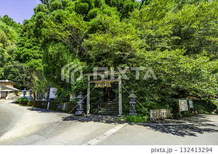 高千穂　荒立神社　鳥居　宮崎県高千穂町 132413294